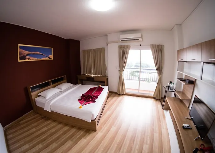 Hotel Apple 4*